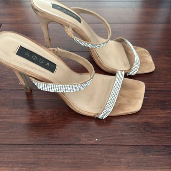 Aqua Tan Heels with Sparkling Rhinestone Strap - Few Rhinestones Missing Size 8 - Picture 3 of 4